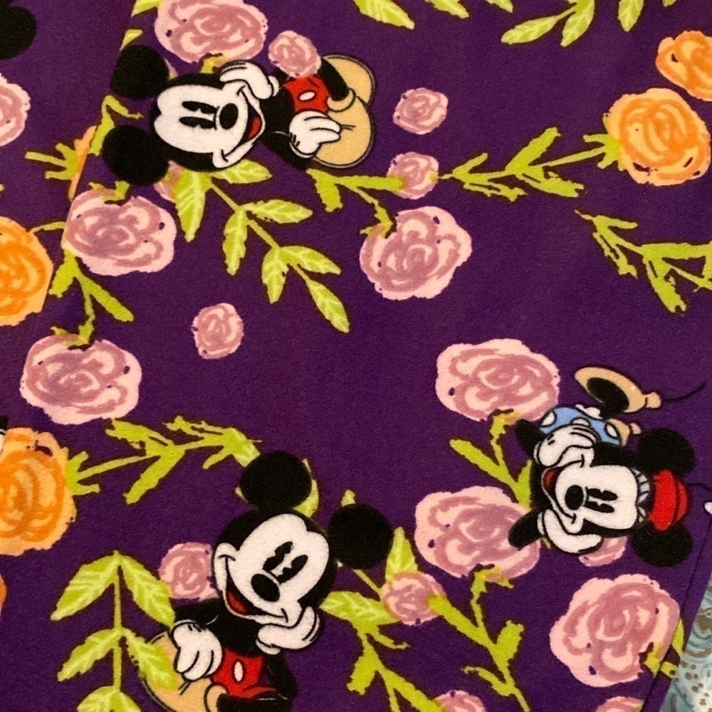 Disney x LuLaRoe Mickey & Minnie Mouse Floral Leggings Purple OS One Size EUC - Picture 3 of 5